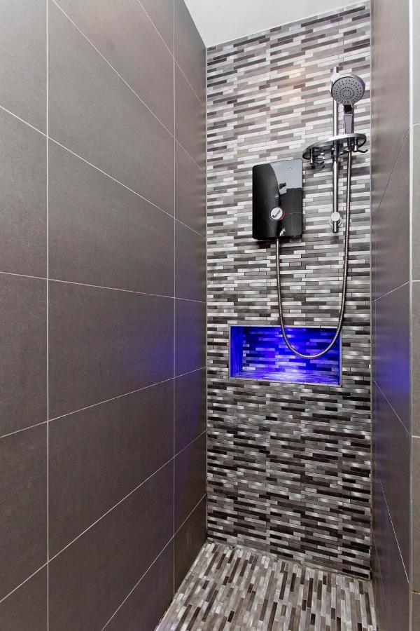 Ultra Modern, West End Village, Refurbished 1 Bed Édimbourg Extérieur photo